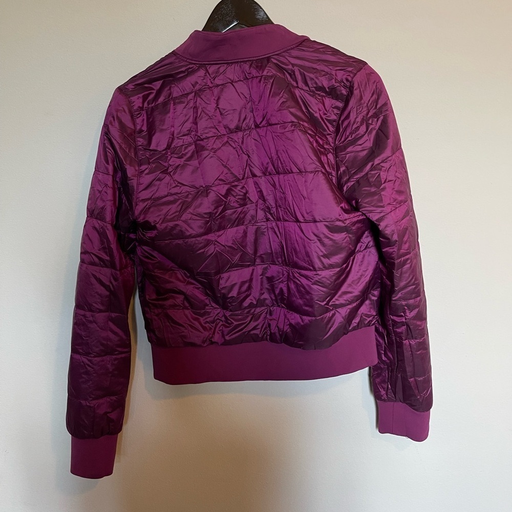 Lululemon Reversible Bomber in Magenta - Picture 10 of 10